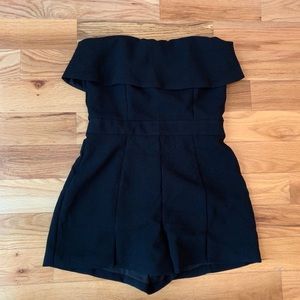 Vestique Strapless Romper